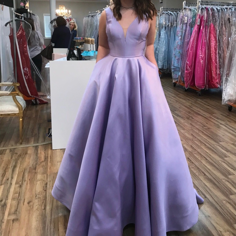 Sherri hill 51856